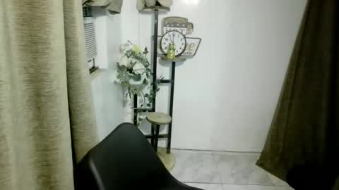 Snapshot of aleysia69 chatting on 09/16/25, 07:26 MARIE online show from 09/16/25, 07:26