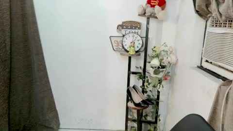 Snapshot of aleysia69 chatting on 10/24/25, 07:05 MARIE online show from 10/24/25, 07:05