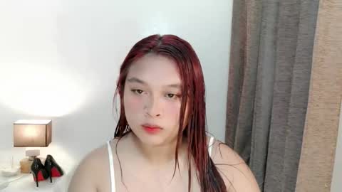 Snapshot of aleysia69 chatting on 12/01/25, 07:24 MARIE online show from 12/01/25, 07:24