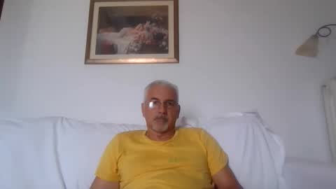 Snapshot of alfatop chatting on 09/28/25, 10:20 I wanna cum online show from 09/28/25, 10:20