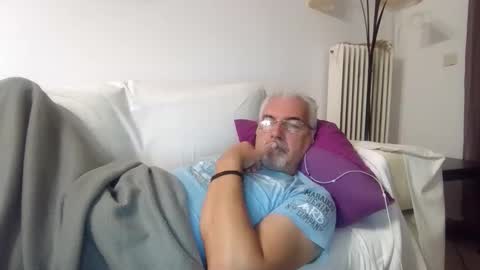 Snapshot of alfatop chatting on 10/06/25, 11:57 I wanna cum online show from 10/06/25, 11:57