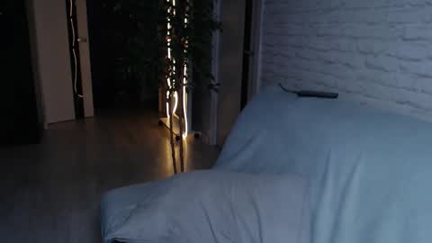 Alfie online show from 10/15/25, 05:07