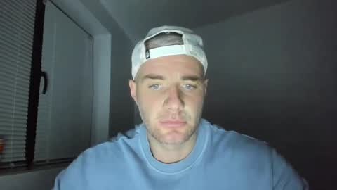 alfiesolomons87 online show from 12/13/24, 08:15