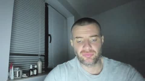 alfiesolomons87 online show from 02/06/25, 08:45