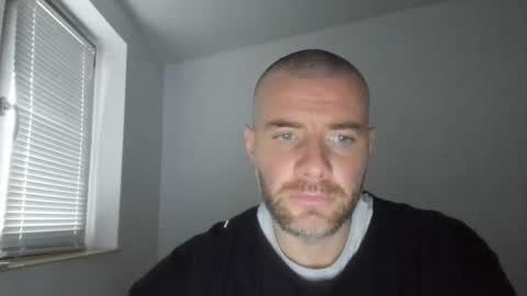 alfiesolomons87 online show from 12/01/25, 12:10