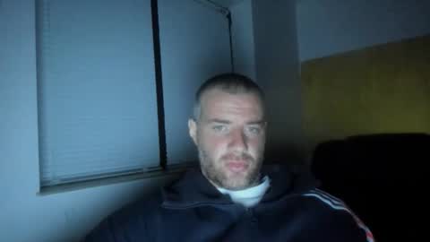 alfiesolomons87 online show from 04/28/26, 08:14