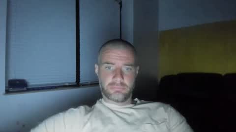 Snapshot of alfiesolomons87 chatting on 05/28/26, 08:17 alfiesolomons87 online show from 05/28/26, 08:17