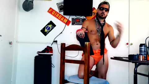 Snapshot of alfredopantuso chatting on 04/12/26, 07:08 alfredopantuso online show from 04/12/26, 07:08