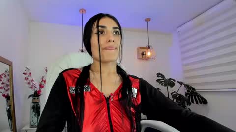 Snapshot of alheli_16 chatting on 12/19/24, 06:34 Alheli online show from 12/19/24, 06:34