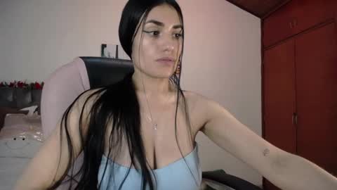 Snapshot of alheli_16 chatting on 12/19/24, 12:56 Alheli online show from 12/19/24, 12:56