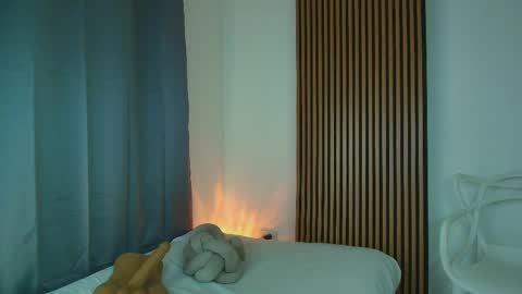 Snapshot of alia_sweet_ chatting on 04/24/26, 12:46 Alia online show from 04/24/26, 12:46