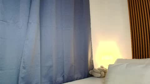 Snapshot of alia_sweet_ chatting on 05/26/26, 10:28 Alia online show from 05/26/26, 10:28