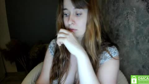 Snapshot of aliaa_ chatting on 01/09/25, 04:41 aliaa_ online show from 01/09/25, 04:41