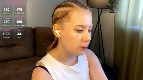 Amelia online show from 10/09/25, 04:32
