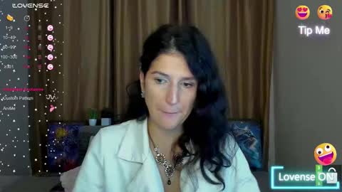 Alianna online show from 11/01/25, 12:18