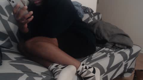 Snapshot of aliasallday chatting on 01/17/25, 01:47 Alias online show from 01/17/25, 01:47