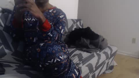 Snapshot of aliasallday chatting on 02/26/25, 02:37 Alias online show from 02/26/25, 02:37