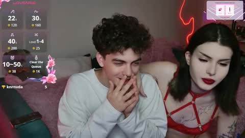 Snapshot of alice118james chatting on 10/09/25, 12:41 alice and james online show from 10/09/25, 12:41