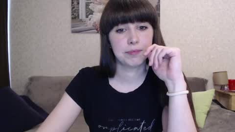 alice_59 online show from 04/14/26, 10:43