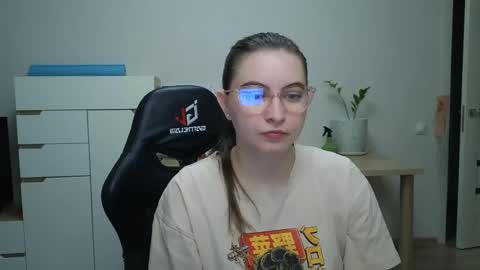 Alice online show from 03/19/26, 07:12