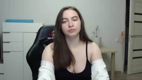 Snapshot of alice_________________________ chatting on 06/12/26, 02:16 Alice online show from 06/12/26, 02:16