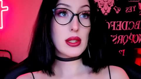 Miss Alice online show from 05/03/26, 11:44