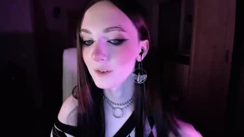 Alice Aris online show from 09/13/25, 07:24