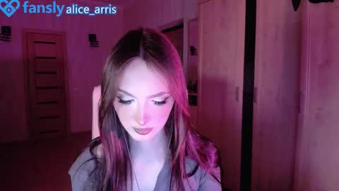 Alice Aris online show from 10/10/25, 07:57