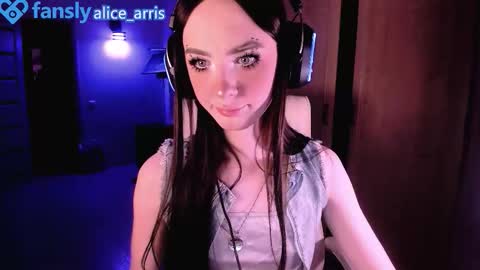 Alice Aris online show from 02/08/26, 04:43