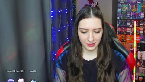 Snapshot of alice_bailey chatting on 12/24/24, 06:28 Alice online show from 12/24/24, 06:28