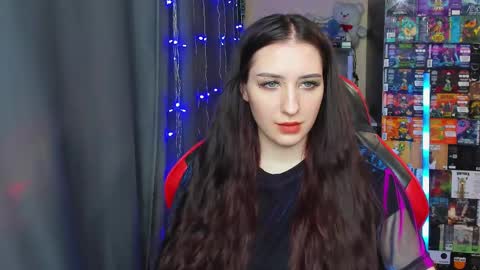 Snapshot of alice_bailey chatting on 02/15/25, 04:56 Alice online show from 02/15/25, 04:56