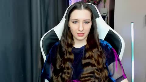 Snapshot of alice_bailey chatting on 10/17/25, 12:41 Alice online show from 10/17/25, 12:41