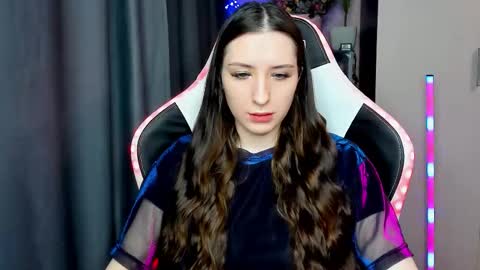 Snapshot of alice_bailey chatting on 11/01/25, 12:40 Alice online show from 11/01/25, 12:40