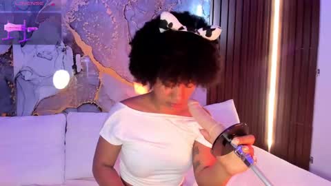 Mey online show from 10/07/25, 09:23