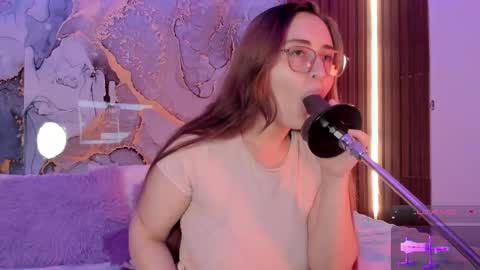 Mey online show from 10/28/25, 11:07