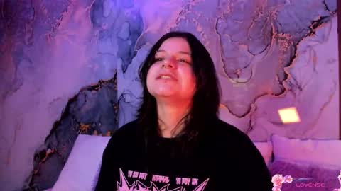 Mey online show from 11/20/25, 11:48