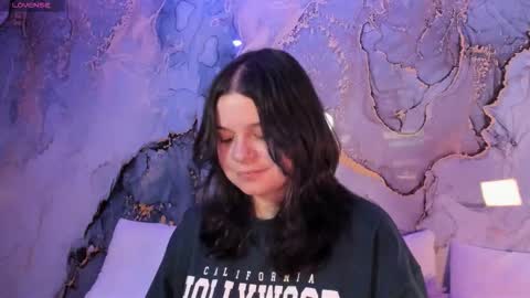 Mey online show from 12/05/25, 01:03