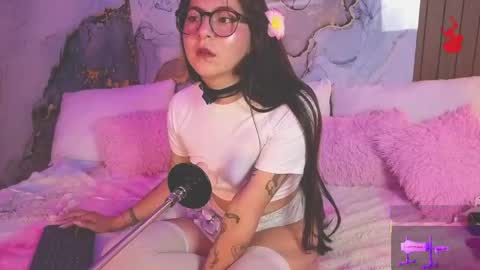 Mey online show from 05/15/26, 03:19