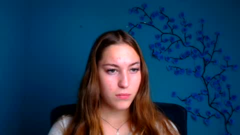 Snapshot of alice_dreamofu chatting on 07/22/26, 11:13 Alice online show from 07/22/26, 11:13