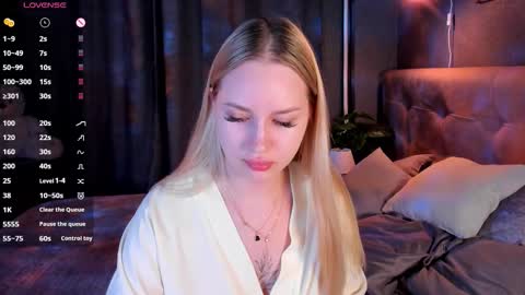 Alice online show from 09/26/25, 11:31