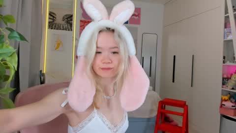 Alichery online show from 03/25/26, 03:12