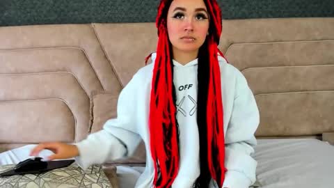 alice foxred online show from 03/27/26, 01:44