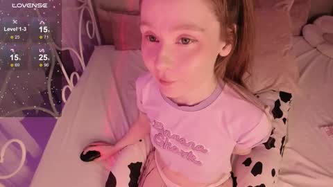 Snapshot of alice_kinky_girl chatting on 01/17/26, 02:49 Alice online show from 01/17/26, 02:49