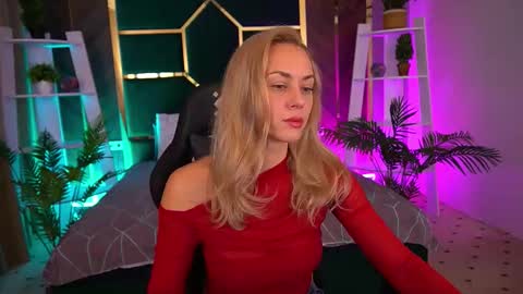 alice_morell online show from 11/04/25, 09:19