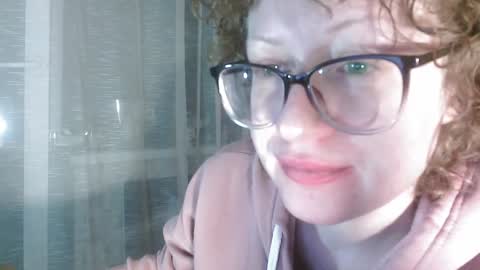 Snapshot of alice_peach chatting on 01/26/25, 03:58 bigclit daddy squirt bigdildo fit online show from 01/26/25, 03:58