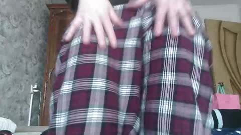 Snapshot of alice_peach chatting on 02/10/25, 10:31 bigclit daddy squirt bigdildo fit online show from 02/10/25, 10:31