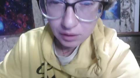 Snapshot of alice_peach chatting on 10/12/25, 03:44 bigclit daddy squirt bigdildo fit online show from 10/12/25, 03:44