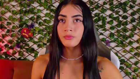 alice_rous21 online show from 10/26/25, 07:20