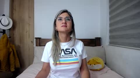 Alice shy online show from 01/18/25, 01:41