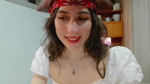 Snapshot of alice_sincere chatting on 04/24/26, 09:17 Alice Love you all online show from 04/24/26, 09:17